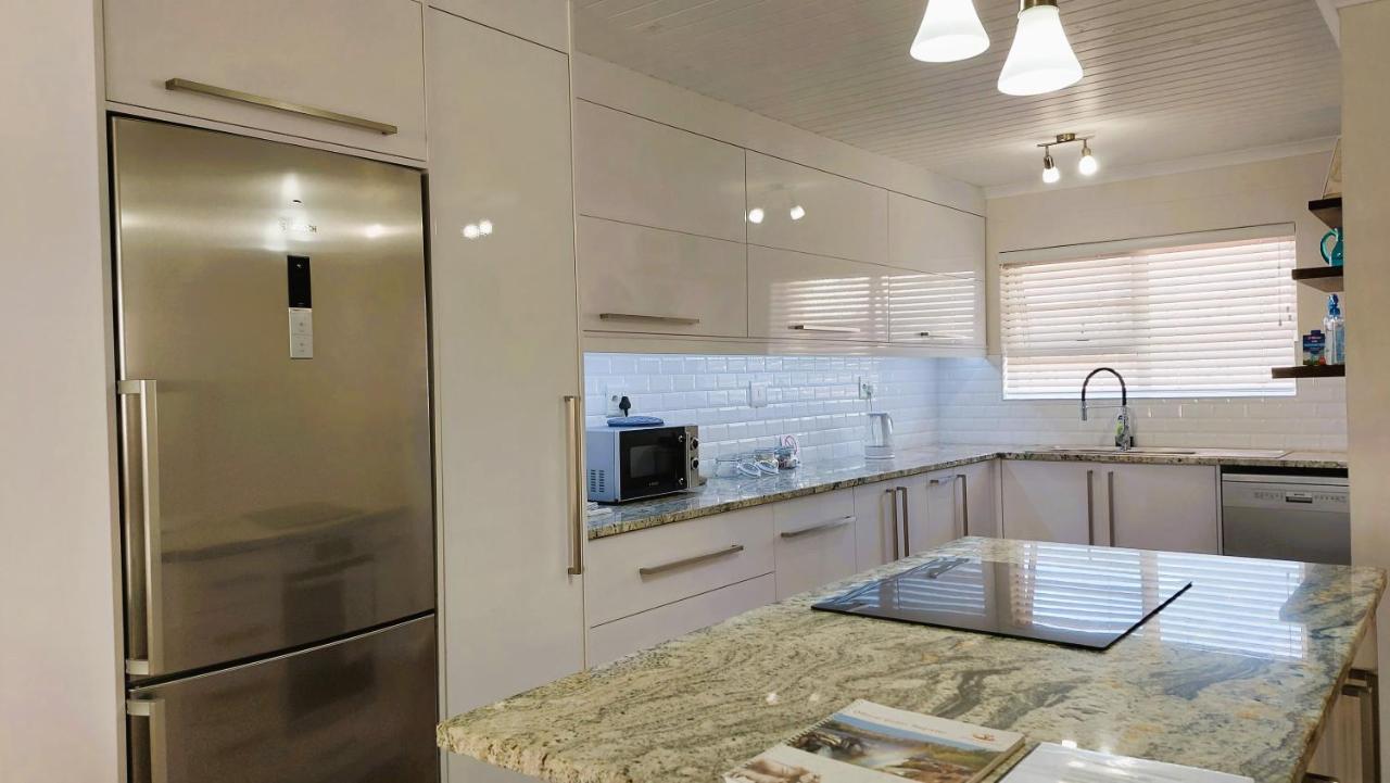 Nautilus 2 Bedroom Self-Catering Apartment Swakopmund Esterno foto